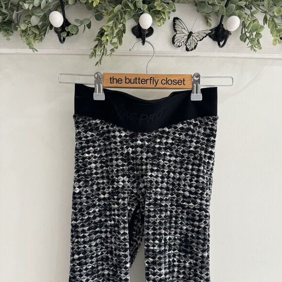 Women's Nike Pro Plus Small Hyperwarm Textured Brushed Leggings Black - Picture 2 of 5